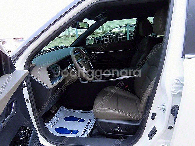 토레스 중고차 쌍용 중고차 흰색 2023년식 24,857km 1.5 GDI-T 4WD T7 중고차판매--6